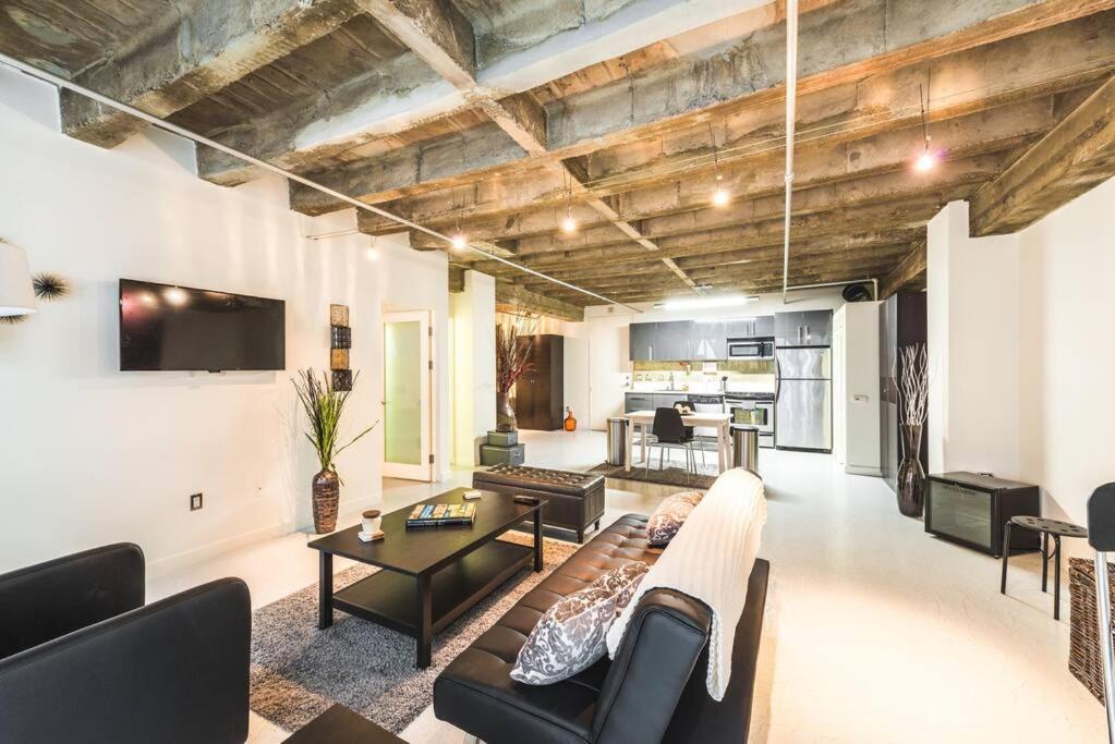 Newly Renovated 1Bdrm Loft Dtla And Rooftop Pool ロサンゼルス エクステリア 写真