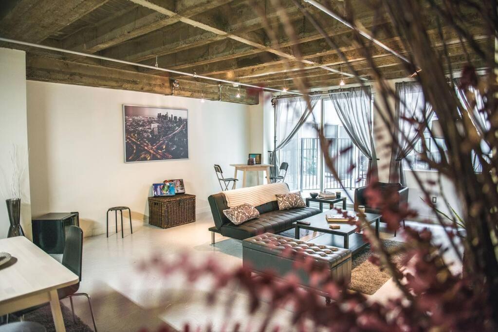 Newly Renovated 1Bdrm Loft Dtla And Rooftop Pool ロサンゼルス エクステリア 写真