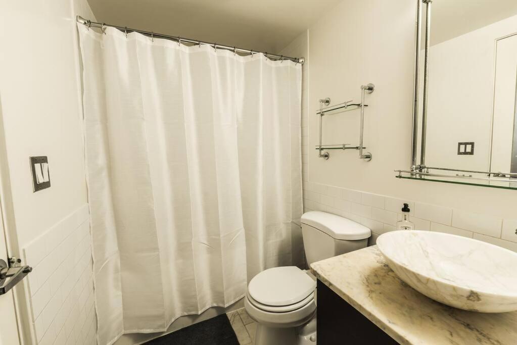 Newly Renovated 1Bdrm Loft Dtla And Rooftop Pool ロサンゼルス エクステリア 写真